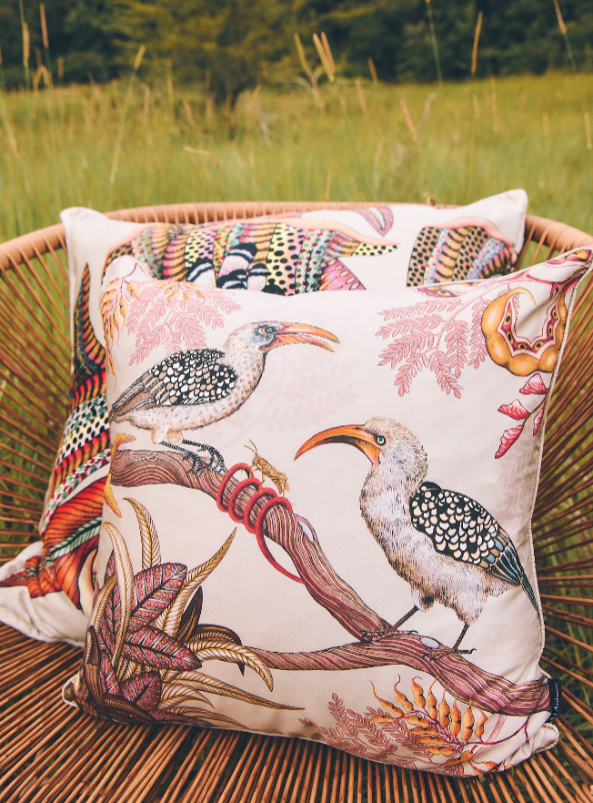 Pillows & Throws