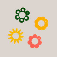 Load image into Gallery viewer, Rainbow Floral Lucite Napkin Ring Set
