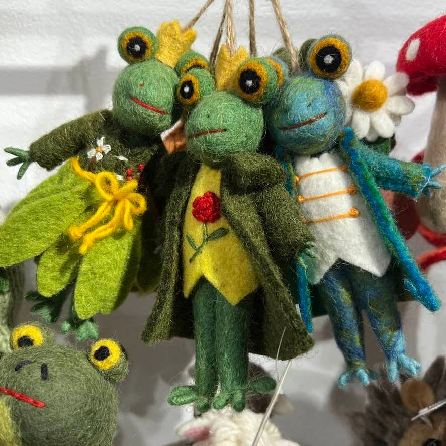 Felt Ornament Assorted Frogs