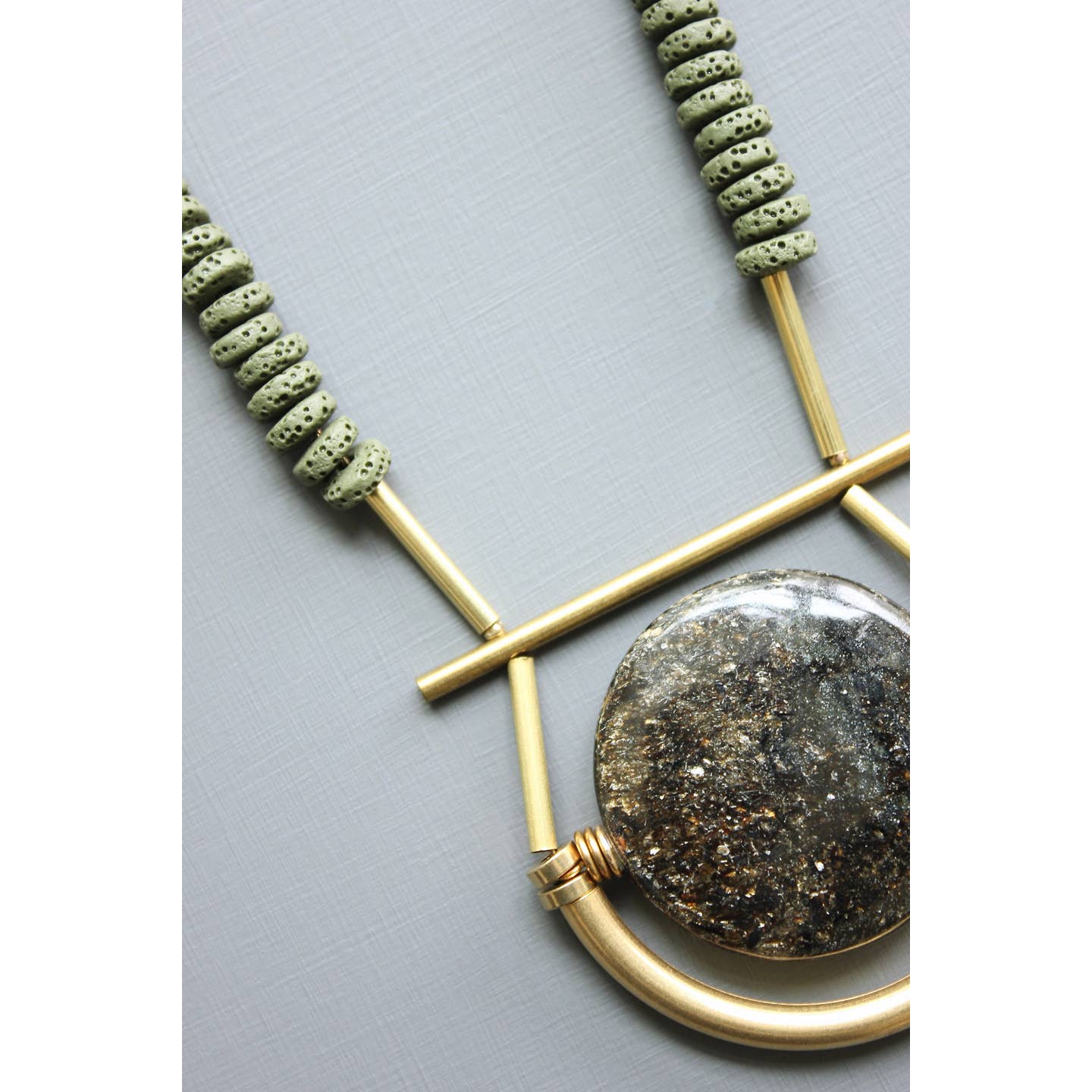 Black and Moss Geometric Pendant Necklace