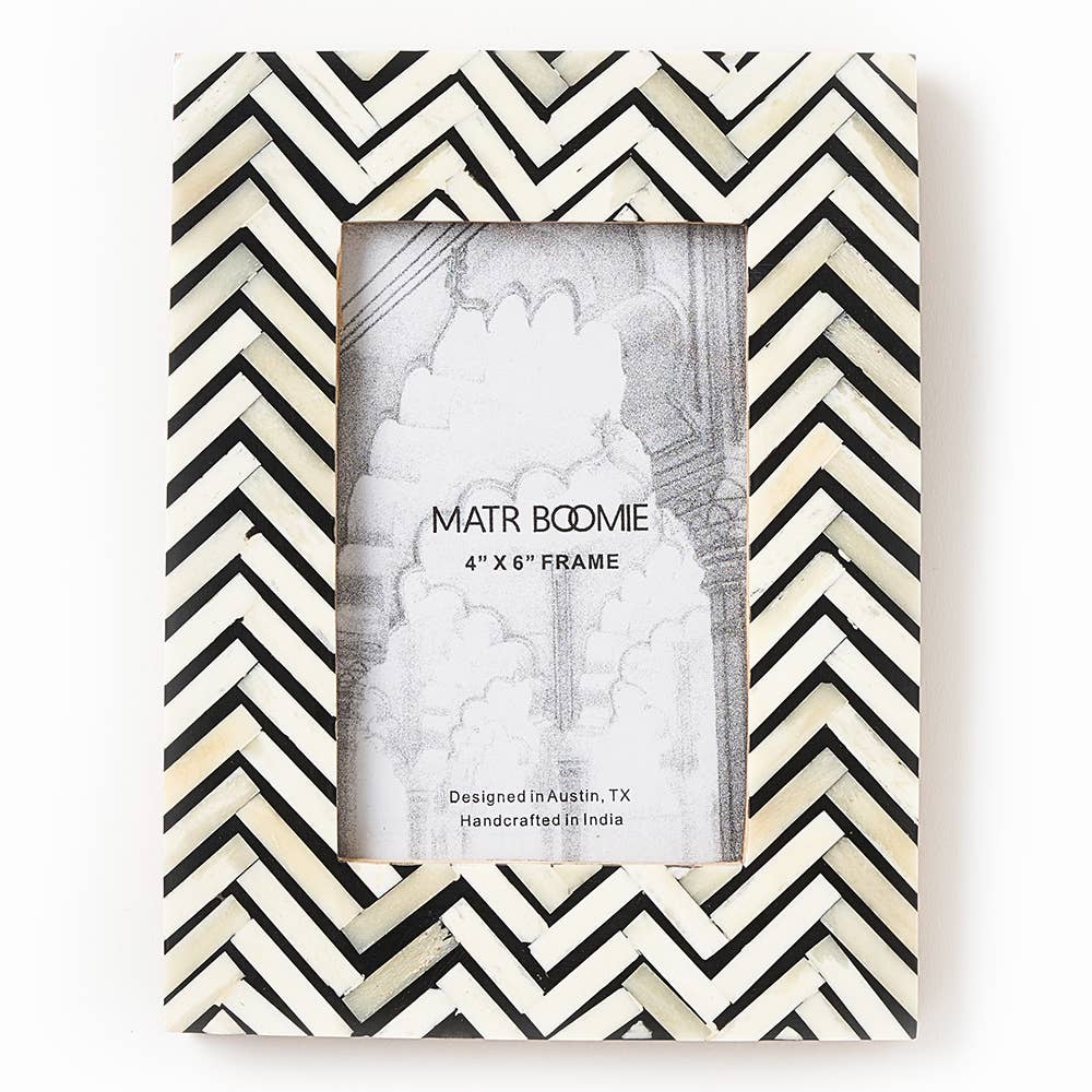 Naysha 4x6 Black & White Picture Frame
