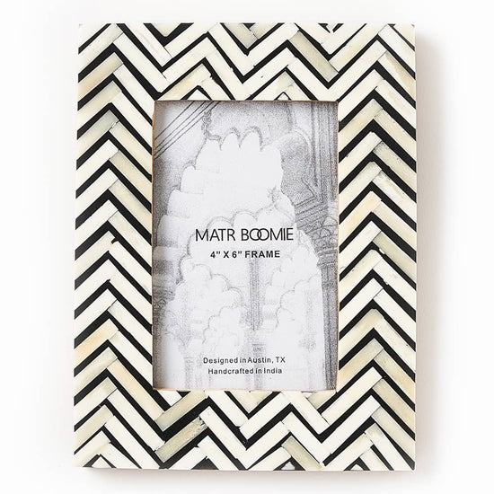 Naysha 4x6 Black & White Picture Frame