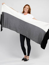 Load image into Gallery viewer, Dreamsoft Organic Cotton Travel Scarf - Gray Colorblock
