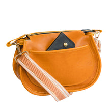Load image into Gallery viewer, Willa Leather Crossbody Saddlebag
