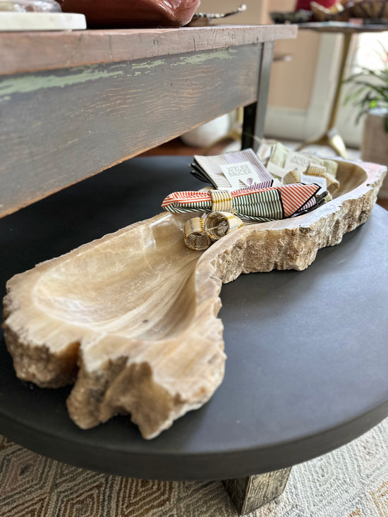 Onyx Low Bowl Raw Edge