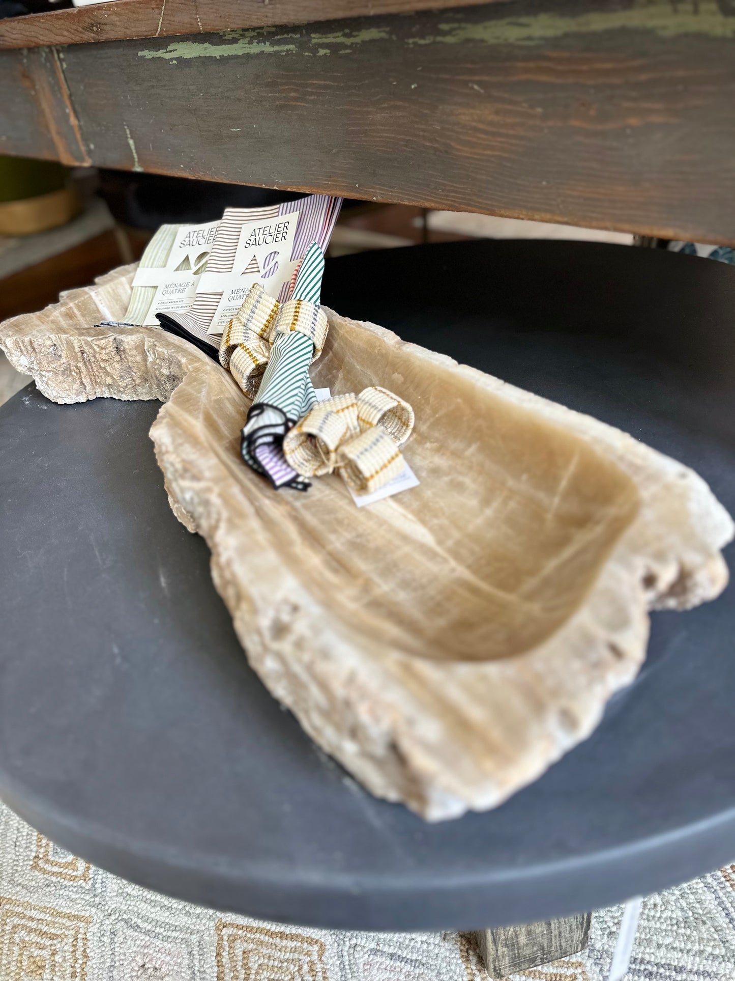 Onyx Low Bowl Raw Edge