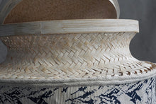 Load image into Gallery viewer, Candi Basket with Fabric Lining and Lid

