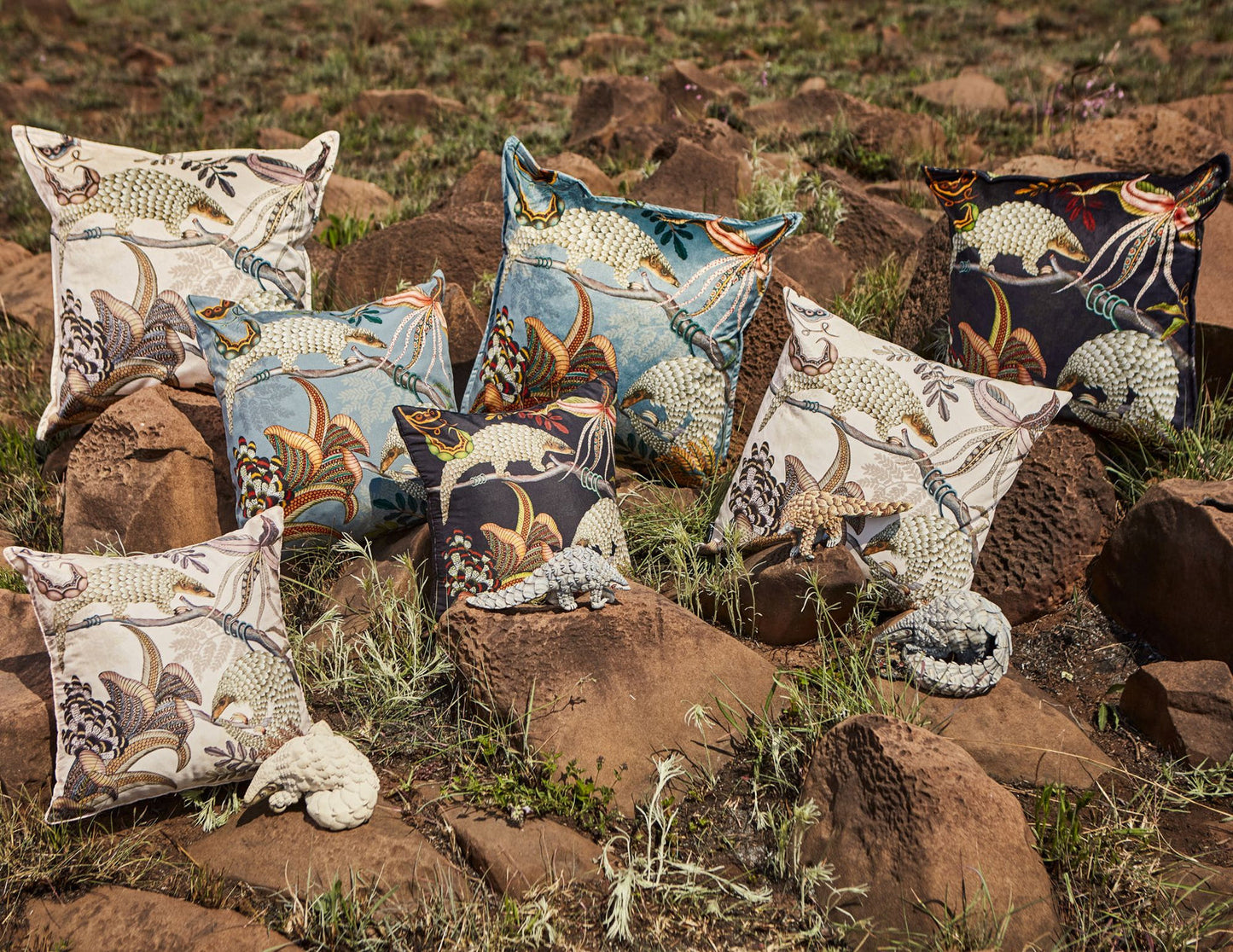 Thanda Pangolin Pillow - Cotton - Ash