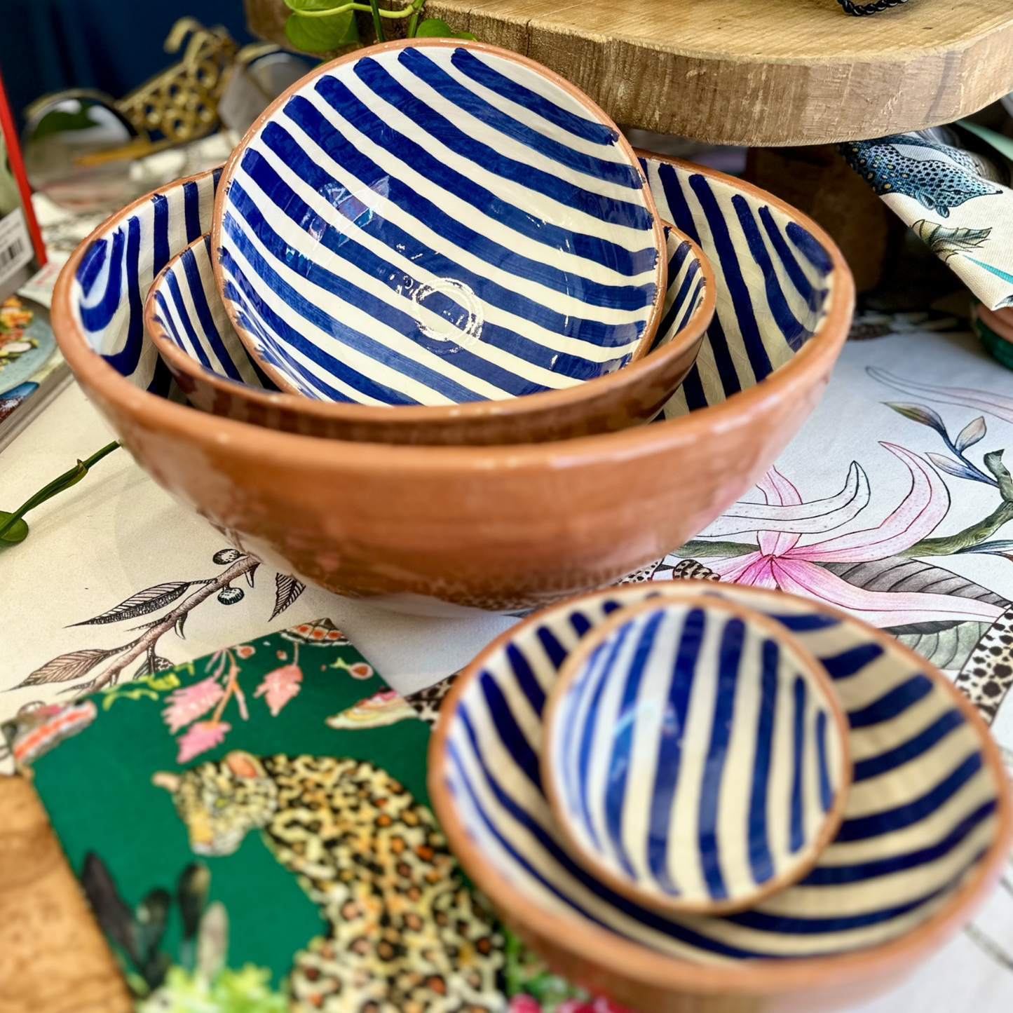 Set of 5 Hand-Painted Bowls – Thick Dark Blue Stripe