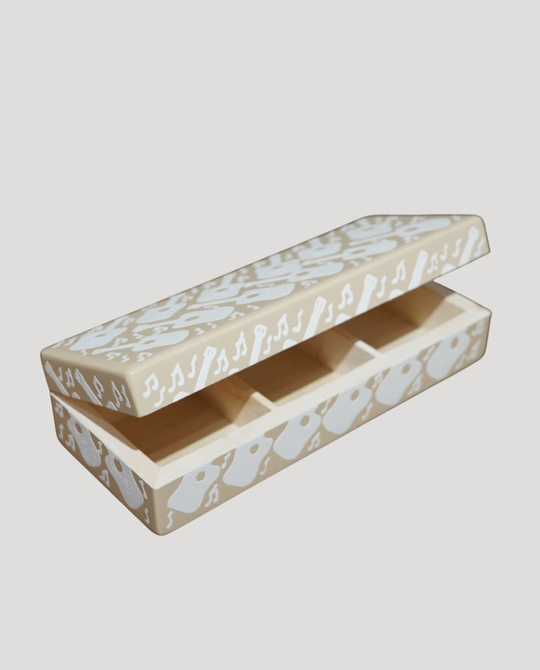 Olinalá Box- 3 Divisions "Guitarras"