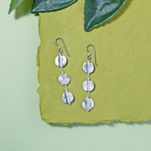 Load image into Gallery viewer, Tripple Discus Earrings
