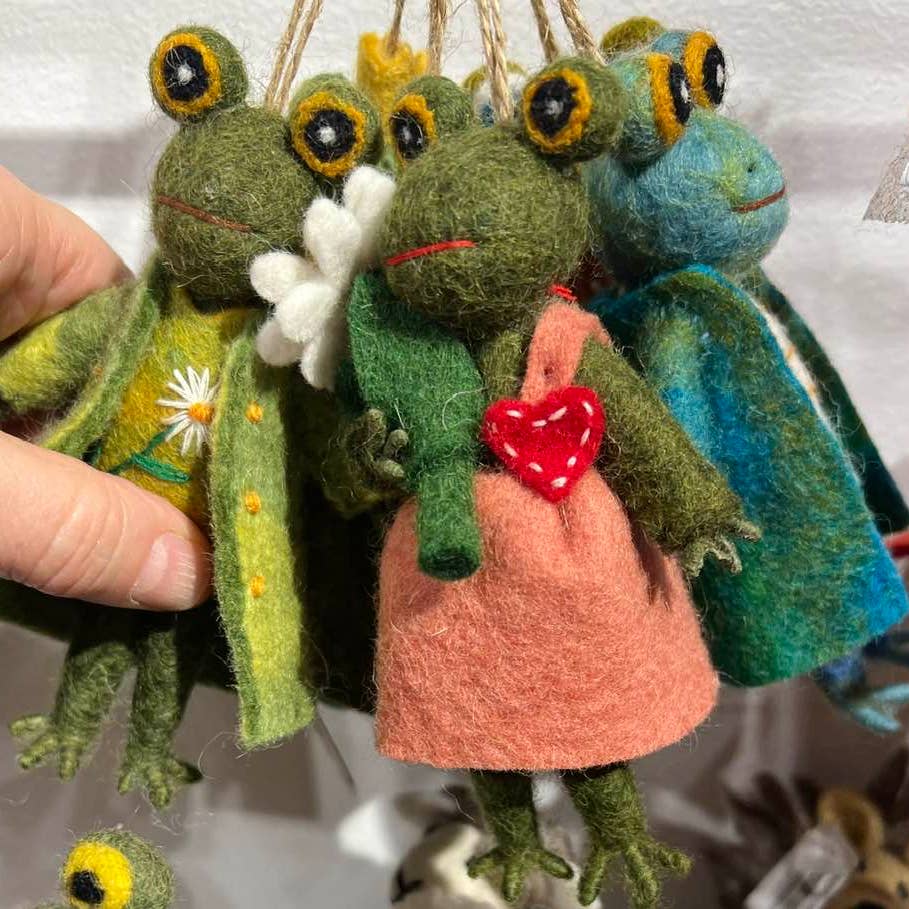 Felt Ornament Assorted Frogs