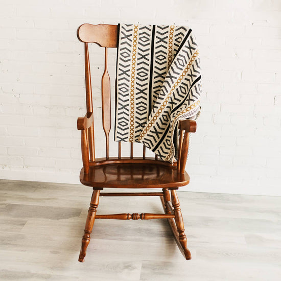 Otok Throw Blanket - Neutral, Minimalist Design