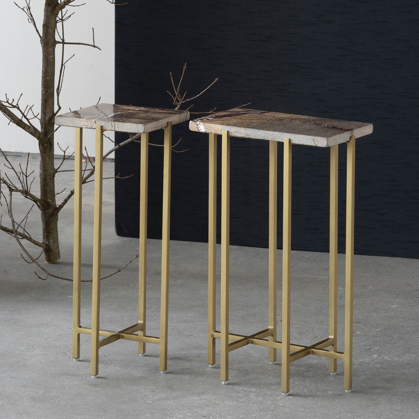 Sierra Drink Table