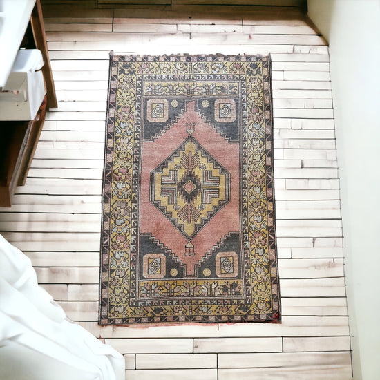 Vintage Oushak Style Turkish Rug