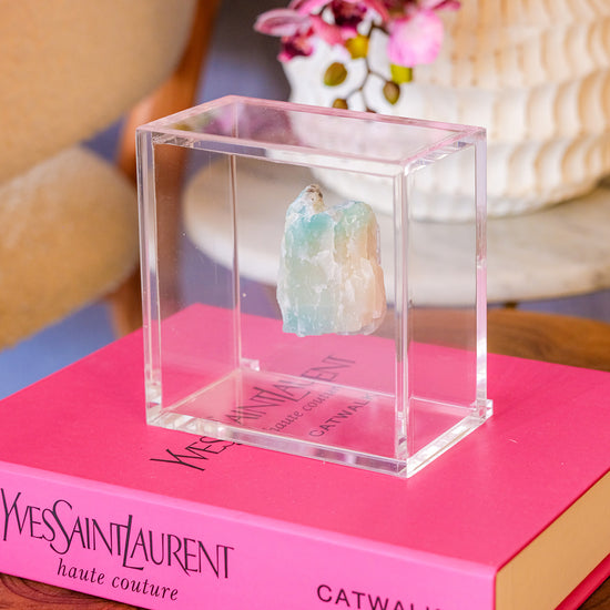 Petit Frame — Natural Stone in Acrylic