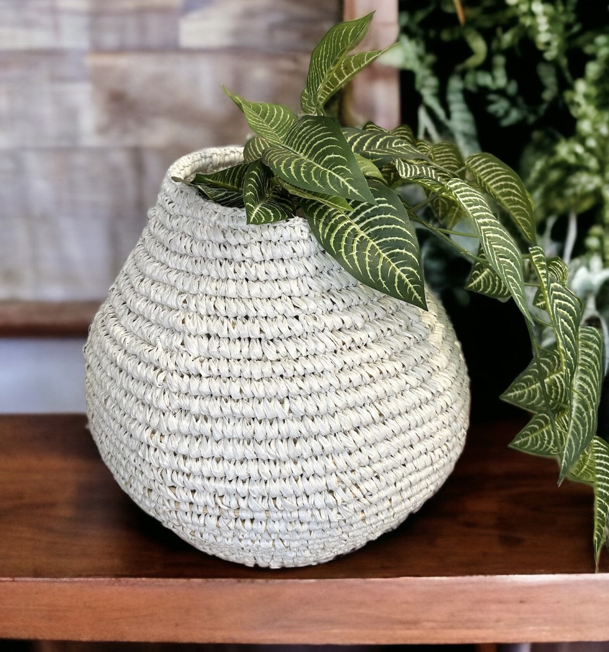 Hand Woven White Raffia Vase/Basket