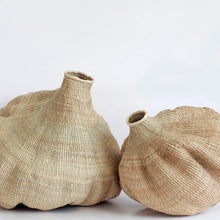 Load image into Gallery viewer, Ilala Garlic Gourd Basket

