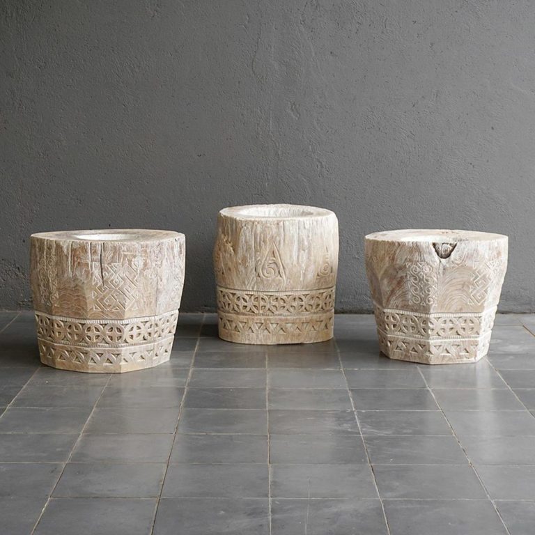 Carved Lesung Planter