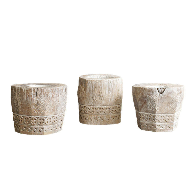 Carved Lesung Planter