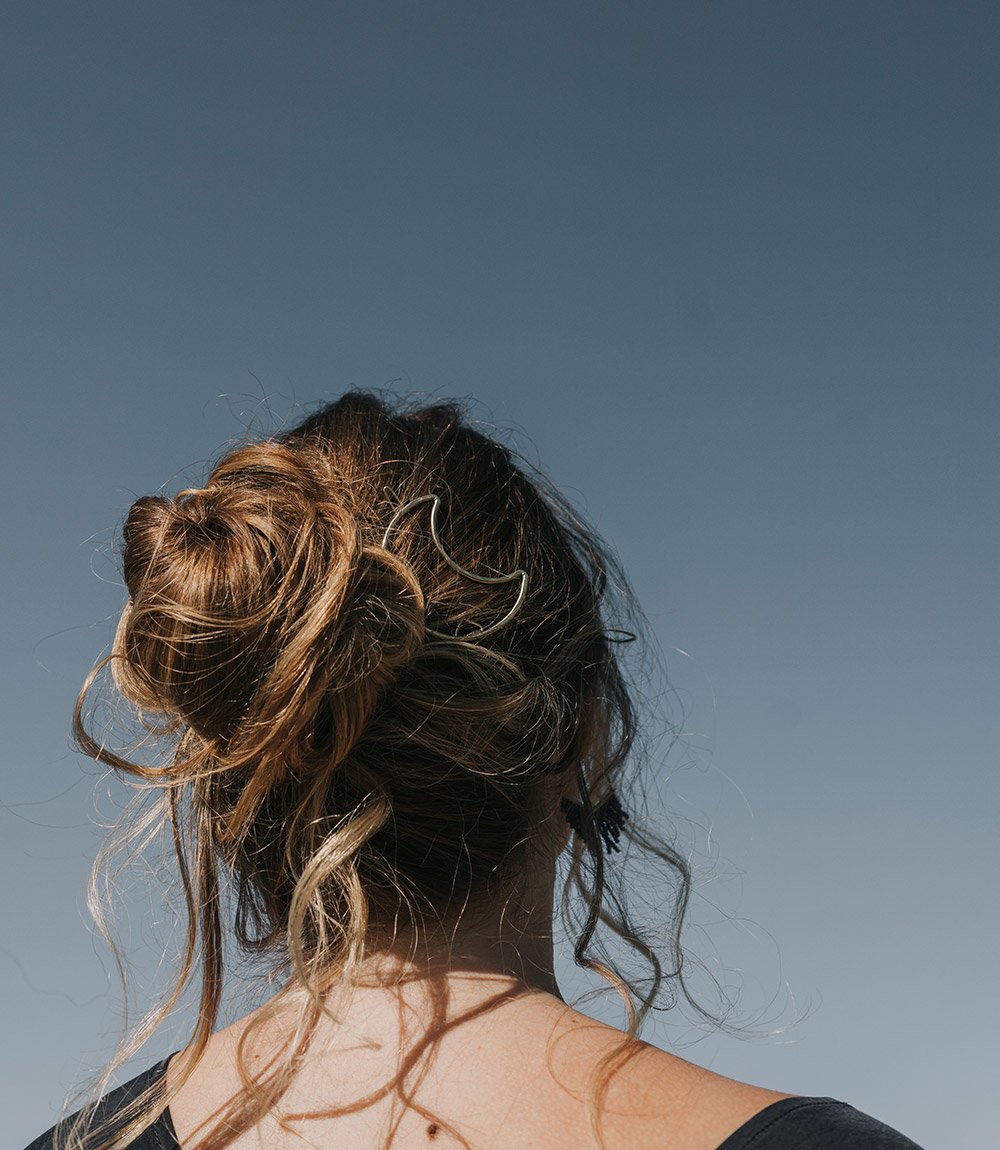 Indukala Crescent Barrette