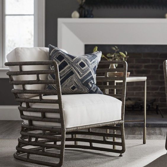 Thatcher Lounge Chair