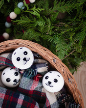 Load image into Gallery viewer, Baby Seals Eco Dryer Balls
