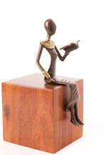 Load image into Gallery viewer, Burkina Bronze Noble by Nature Reading Lady Sculpture
