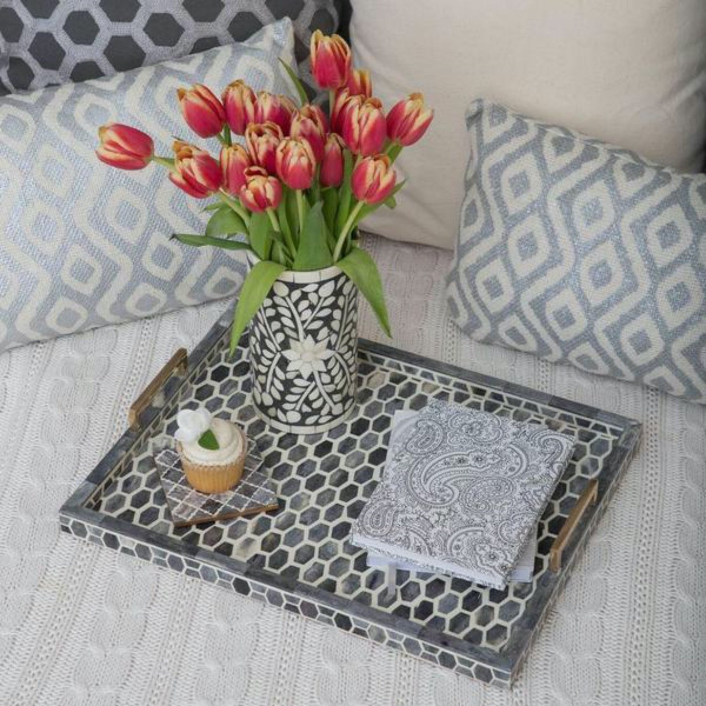 Gramercy Tray Medium in Grey & White
