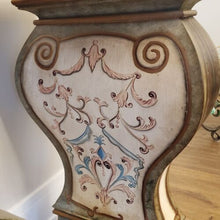 Load image into Gallery viewer, European Style Painted Pedestal Base Console Table
